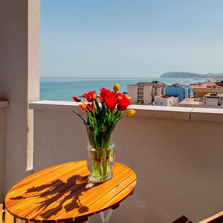 Hotel Alexandra - Beach Front - Healthy Xxl Breakfast & Brunch Until 12 30 - Parking Included Misano Adriatico Exterior photo